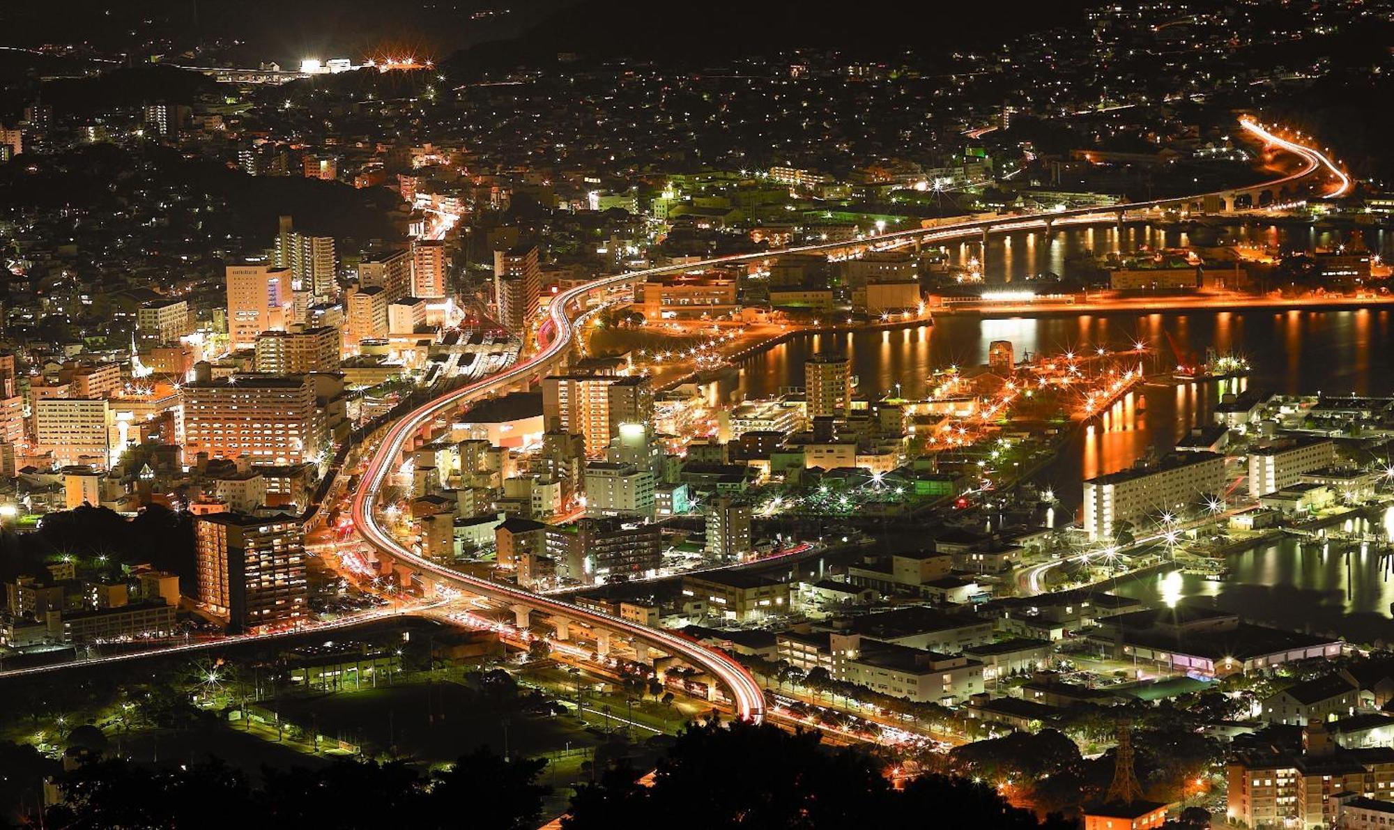 Yumihari-No-Oka Hotel Sasebo Ngoại thất bức ảnh