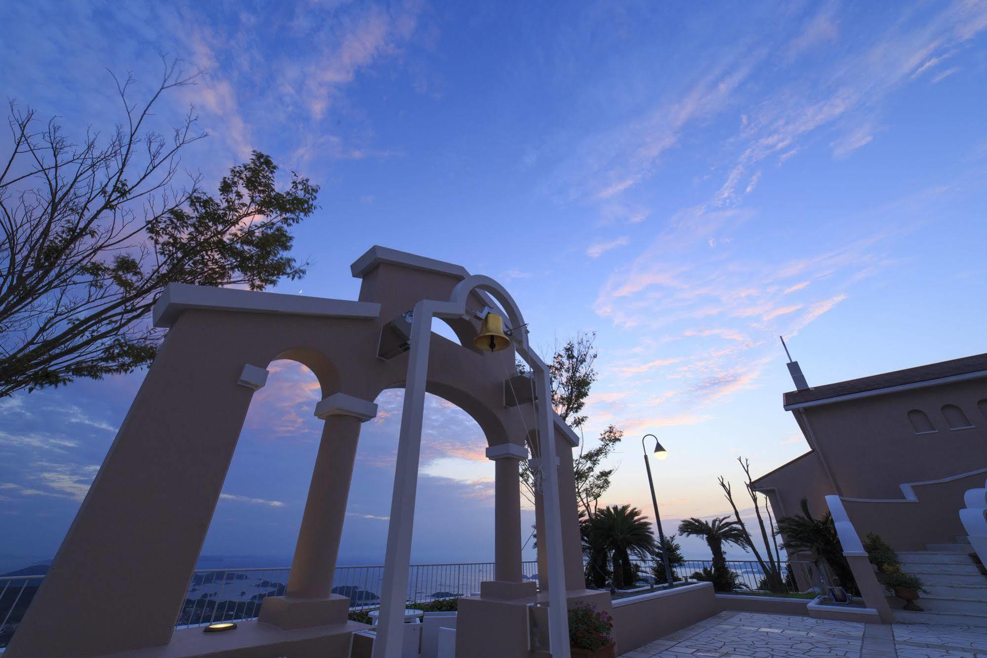 Yumihari-No-Oka Hotel Sasebo Ngoại thất bức ảnh